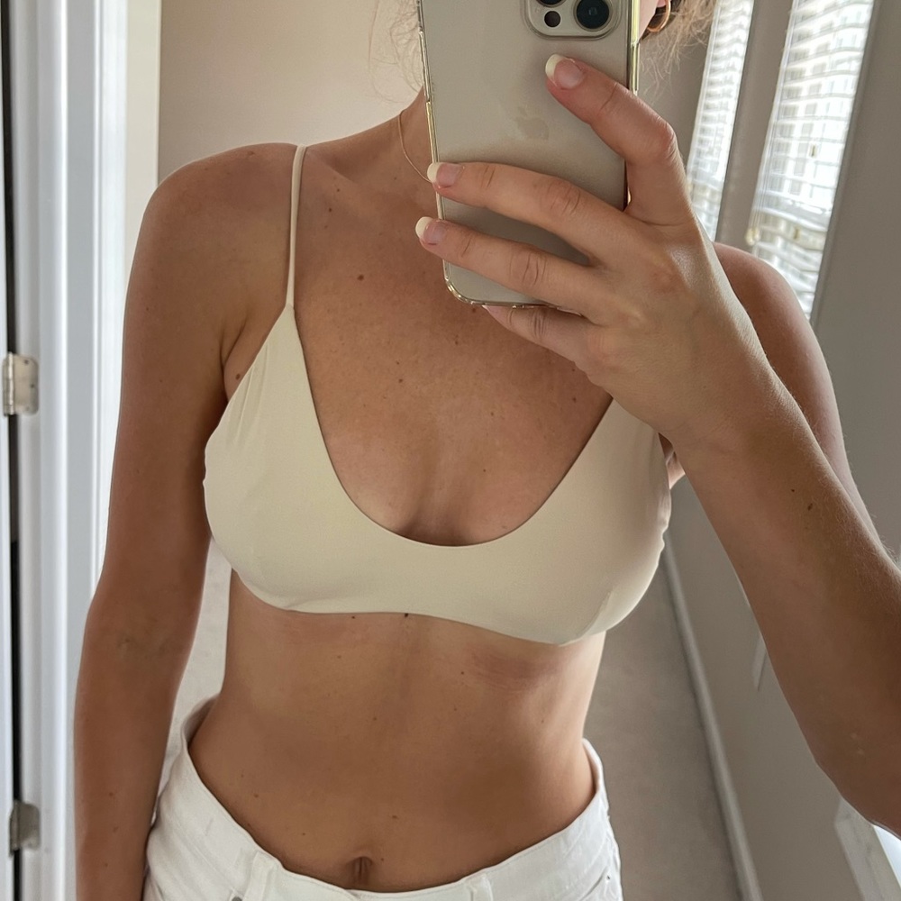 Tavik Swimwear bikini top size large
